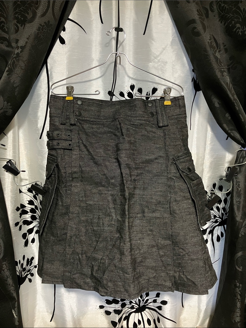 Men's Utility Kilt in Charcoal Gray